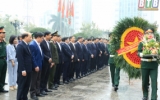 Viếng liệt sĩ, dâng hương tưởng niệm Chủ tịch Hồ Chí Minh và đồng chí Nguyễn Đức Cảnh