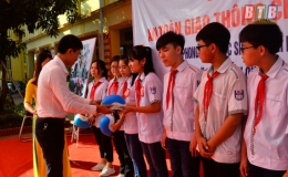 Hoạt động ngoại khóa “Phong cách học sinh thành phố với nét đẹp văn hoá giao thông”