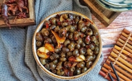 Ốc xào cay cho ngày gió lạnh