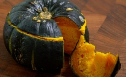 Cách làm bánh trứng bí ngô cho đêm Halloween