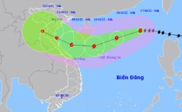 Bão số 6 (bão Nesat) giật cấp 14 quần thảo Biển Đông, sóng biển cao đến 10m