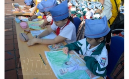Giao lưu vẽ tranh với chủ đề “Em vẽ ước mơ của em”