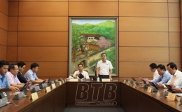 Quốc hội thảo luận về dự thảo Luật Khám bệnh, chữa bệnh