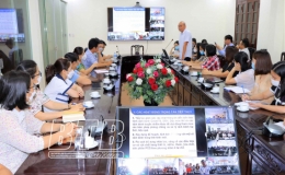Tập huấn sử dụng vắc-xin phòng Covid-19 dạng hỗn dịch tiêm