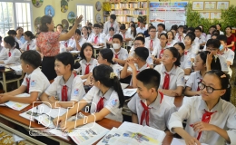 Phòng Giáo dục và Đào tạo thành phố tổ chức chuyên đề thay sách giáo khoa lớp 8