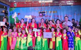 Trường Mầm non Sơn Ca- Tiền Phong: Hội thi bé yêu âm nhạc vùng miền