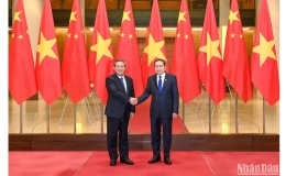Chủ tịch Quốc hội Trần Thanh Mẫn hội kiến Thủ tướng Quốc vụ viện Trung Quốc Lý Cường