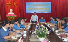 Đoàn đại biểu Quốc hội tỉnh: Thăm, tặng quà công nhân lao động có hoàn cảnh khó khăn huyện Quỳnh Phụ