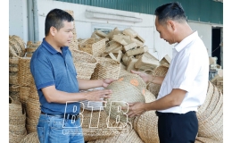 Những người đưa nghề về quê