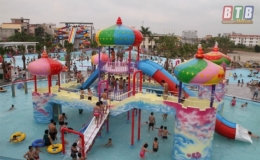 Từ chủ trang trại đến chủ công viên nước