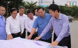 UBND tỉnh nghe báo cáo tiến độ triển khai khu công nghiệp phục vụ nông nghiệp huyện Quỳnh Phụ