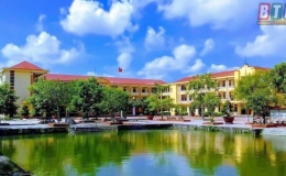 Trường THPT Mê Linh: 40 năm vượt khó, trưởng thành