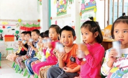 Bộ Y tế chỉ đạo khẩn trương triển khai Chương trình Sữa học đường