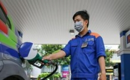 Giá xăng, dầu đồng loạt tăng mạnh