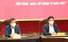 Phấn đấu hoàn thành tiêm đủ 2 mũi vắc-xin phòng Covid-19 cho người từ 18 tuổi trở lên trong năm 2021