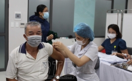 Triển khai kế hoạch tiêm chủng cho trẻ từ đủ 12 đến 17 tuổi trên địa bàn tỉnh