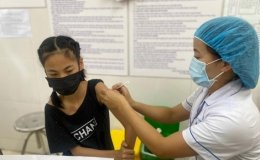 Ca mắc COVID-19 mới tăng nhẹ, 58 bệnh nhân đang thở oxy