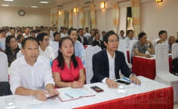 Tập huấn kỹ thuật làm đệm lót sinh học áp dụng trong chăn nuôi