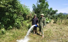 Trao tặng công trình nước sạch cho đồng bào Bru-Vân Kiều