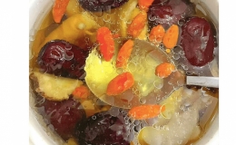Cách làm món canh xương heo ngũ bảo