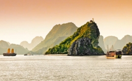 Condé Nast Traveler: Vịnh Hạ Long là 1 trong 51 điểm đến đẹp nhất thế giới