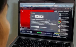 'Cuộc chiến' chặn quảng cáo YouTube