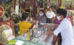 Để làng nghề cất cánh