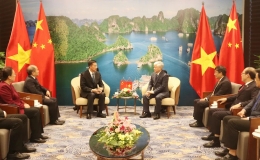Đoàn đại biểu Chính hiệp Toàn quốc Trung Quốc chào xã giao Chủ tịch Ủy ban Trung ương Mặt trận Tổ quốc Việt Nam