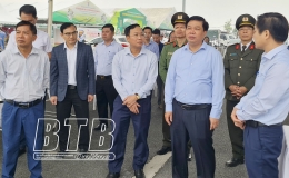 Hoàn tất những khâu cuối cùng sẵn sàng khai mạc hội chợ nông nghiệp quốc tế khu vực đồng bằng Bắc Bộ năm 2024
