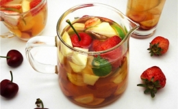 Mỗi ngày 1 ly trà trái cây mật ong, cả mùa đông bạn không sợ ốm