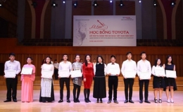 Trao học bổng hỗ trợ tài năng trẻ âm nhạc Việt Nam năm 2017