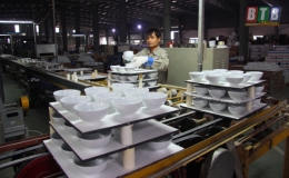 Công ty Cổ phần Gốm sứ Long Hầu: Viết tiếp tương lai từ quá khứ tự hào