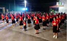 Đêm hội giao lưu các câu lạc bộ dân vũ xã Đông Hoàng
