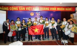 Đội tuyển học sinh Hà Nội đoạt Cúp bạc đồng đội Olympic quốc tế IOM