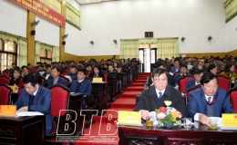 HĐND huyện Đông Hưng khóa XIX, nhiệm kỳ 2016-2021 tổ chức kỳ họp thứ 11