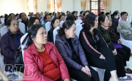 Tập huấn kỹ năng truyền thông về phòng, chống nhiễm khuẩn đường sinh sản