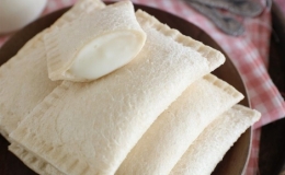 Bánh sandwich sữa chua
