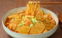Cách làm mì cay tteokbokki chuẩn vị Hàn
