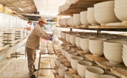 Long Hầu đi đầu đổi mới