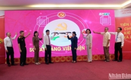 Bình Phước vận hành sổ tay đảng viên điện tử