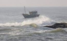 Tin dự báo gió mạnh, sóng lớn và mưa dông trên biển