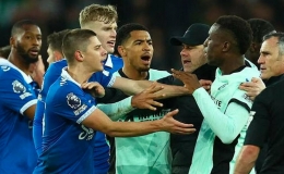 Chelsea thua trên sân Everton