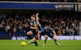 Gỡ hòa phút bù giờ, Chelsea thắng kịch tính Newcastle bằng luân lưu