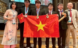 Học sinh Việt Nam đạt 32 huy chương Olympic khu vực và quốc tế