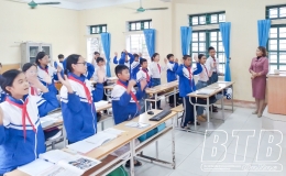 Từ diệt giặc dốt đến những giải thưởng danh giá