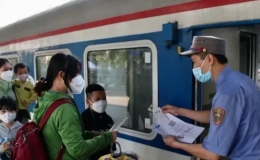Ngành đường sắt tăng cường các đoàn tàu khách dịp Tết Ất Tỵ 2025