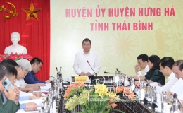 Thảo luận, cho ý kiến vào dự thảo báo cáo chính trị Đại hội đại biểu Đảng bộ huyện Hưng Hà lần thứ XVII, nhiệm kỳ 2025 - 2030
