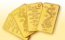 Giá vàng đồng loạt giảm trong ngày đầu "siết" kinh doanh vàng miếng