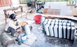Ông Thu làm giàu bằng cạm chuột