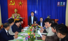 Đồng chí Nguyễn Hồng Diên, Ủy viên Trung ương Đảng, Bí thư Tỉnh ủy, Chủ tịch HĐND tỉnh, Trưởng đoàn đại biểu Quốc hội tỉnh kiểm tra công tác sau sáp nhập trường học